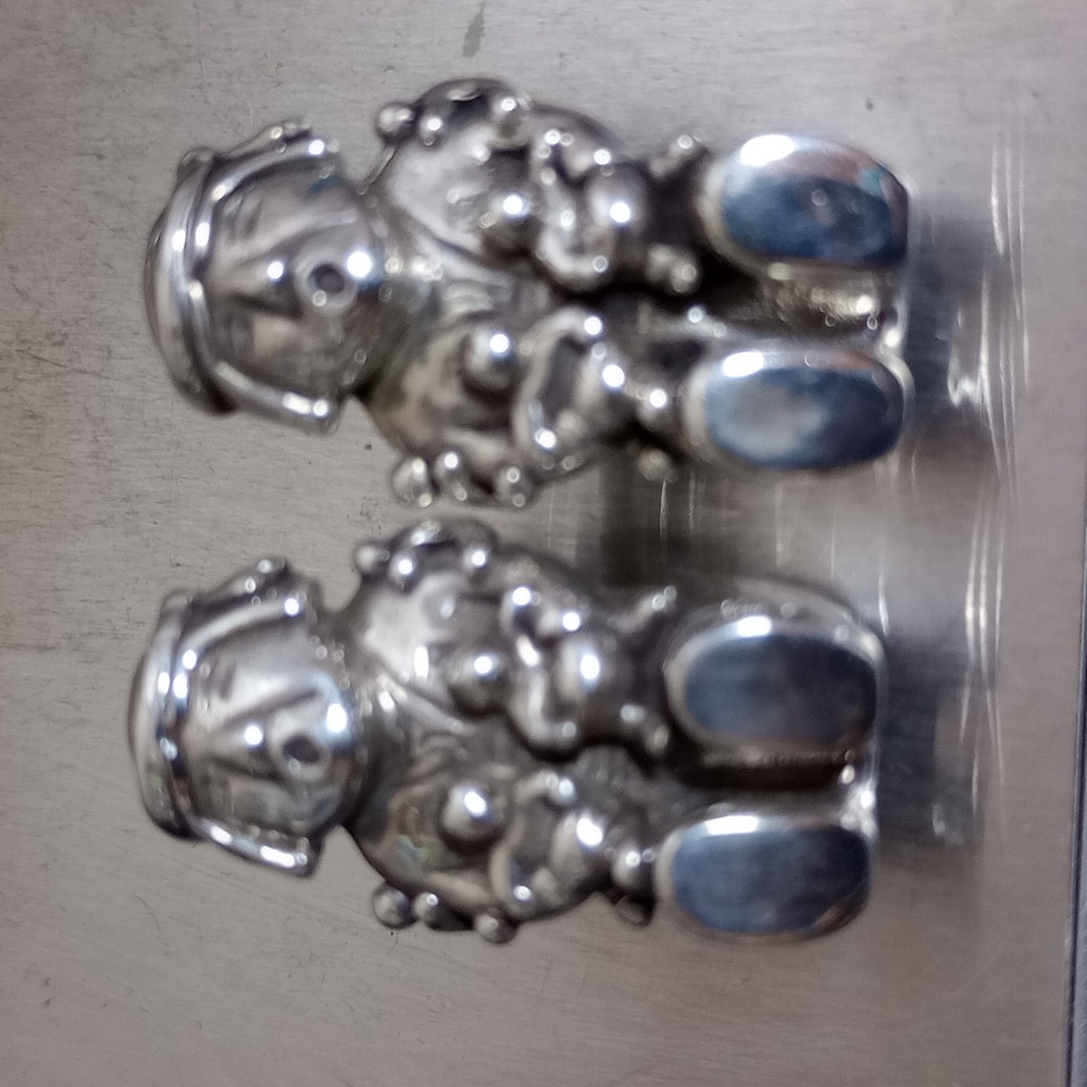 Storyteller Vintage Native American Sterling Silver  Stud Earrings - Picture 12 of 14